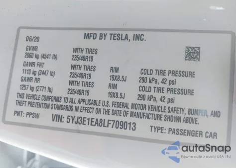 2020 Tesla Model 3 из США, поврежденный, VIN 5YJ3E1EA8LF709013
